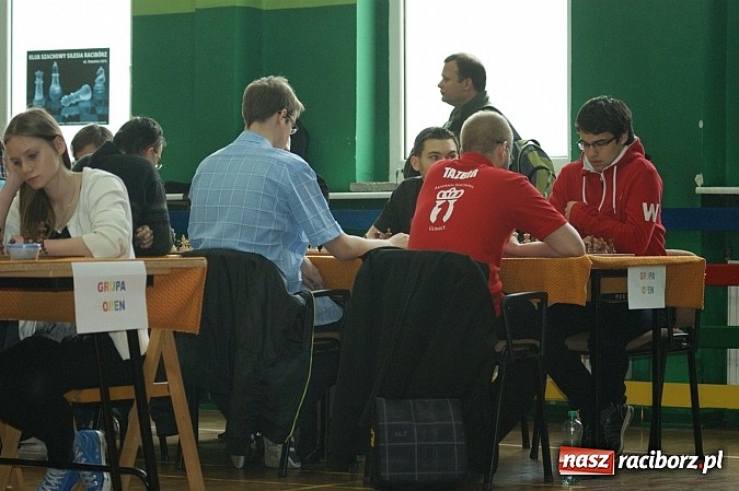 Zdjęcie w galerii na portalu naszraciborz.pl: Szachowa rywalizacja w X Memoriale im. W. Hanczarka wiadomości z regionu
