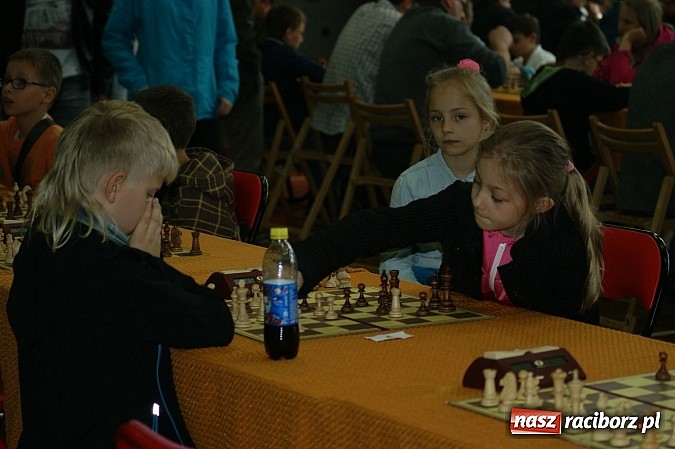 Zdjęcie w galerii na portalu naszraciborz.pl: Szachowa rywalizacja w X Memoriale im. W. Hanczarka wiadomości z regionu