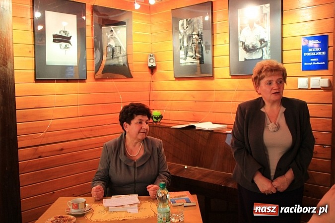 Zdjęcie w galerii na portalu naszraciborz.pl: Arka Bożek, trybun ludu śląskiego. Prelekcja w TMZR wiadomości z regionu