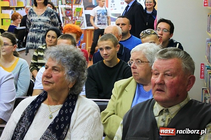 Zdjęcie w galerii na portalu naszraciborz.pl: Młody ks. Karol Wojtyła przyjeżdżał na ziemię raciborską wiadomości z regionu