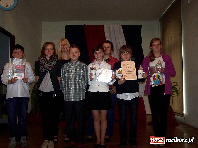 Zdjęcie w galerii na portalu naszraciborz.pl: Lernen-Spielen-Spass haben po prostu Nauka-zabawa-przyjemność wiadomości z regionu