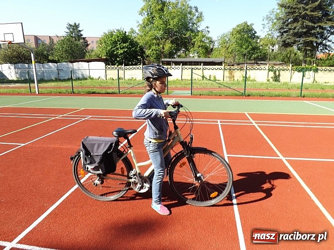 Zdjęcie w galerii na portalu naszraciborz.pl: Uczniowie ZSS znają zasady ruchu rowerowego i pieszych  wiadomości z regionu