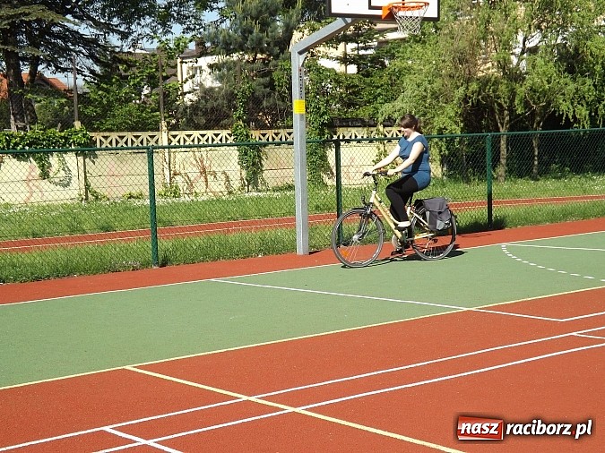 Zdjęcie w galerii na portalu naszraciborz.pl: Uczniowie ZSS znają zasady ruchu rowerowego i pieszych  wiadomości z regionu
