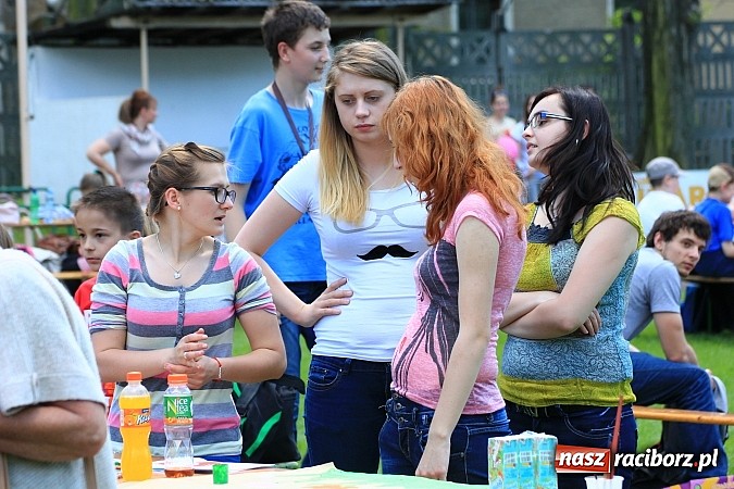 Zdjęcie w galerii na portalu naszraciborz.pl: Igrzyska Sport ku radości - olimpijski znicz na stadionie PWSZ wiadomości z regionu