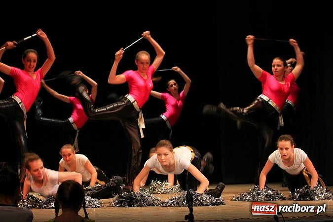 Zdjęcie w galerii na portalu naszraciborz.pl: Festiwal Twórczości Artystycznej Racibórz 2014. Dziś w Strzesze zagościł taniec wiadomości z regionu
