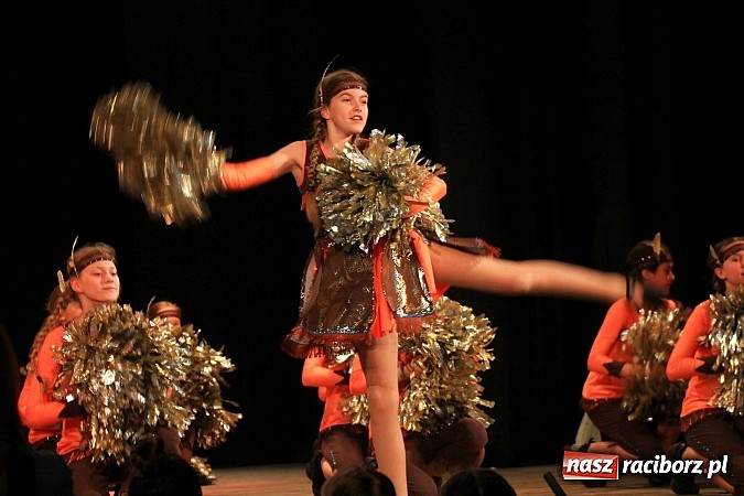 Zdjęcie w galerii na portalu naszraciborz.pl: Festiwal Twórczości Artystycznej Racibórz 2014. Dziś w Strzesze zagościł taniec wiadomości z regionu