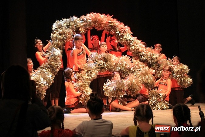 Zdjęcie w galerii na portalu naszraciborz.pl: Festiwal Twórczości Artystycznej Racibórz 2014. Dziś w Strzesze zagościł taniec wiadomości z regionu