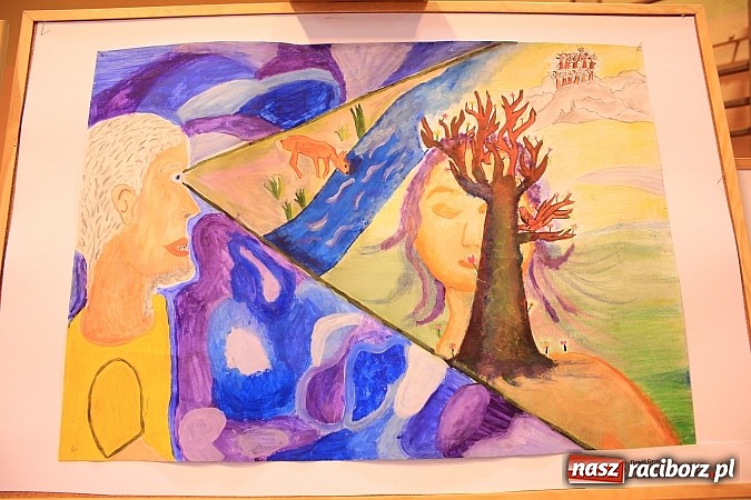 Zdjęcie w galerii na portalu naszraciborz.pl: W Zespole Szk&oacute;ł w Krzanowicach nagrodzono młodych artyst&oacute;w wiadomości z regionu