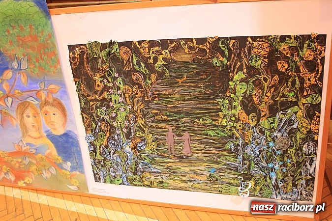 Zdjęcie w galerii na portalu naszraciborz.pl: W Zespole Szk&oacute;ł w Krzanowicach nagrodzono młodych artyst&oacute;w wiadomości z regionu