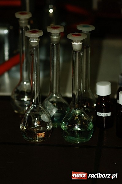 Zdjęcie w galerii na portalu naszraciborz.pl: Chemia pieniądza - ZSZ kusi gimnazjalistów  wiadomości z regionu