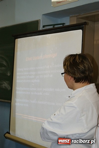 Zdjęcie w galerii na portalu naszraciborz.pl: Chemia pieniądza - ZSZ kusi gimnazjalistów  wiadomości z regionu