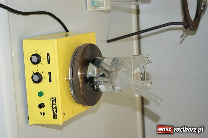 Zdjęcie w galerii na portalu naszraciborz.pl: Chemia pieniądza - ZSZ kusi gimnazjalistów  wiadomości z regionu