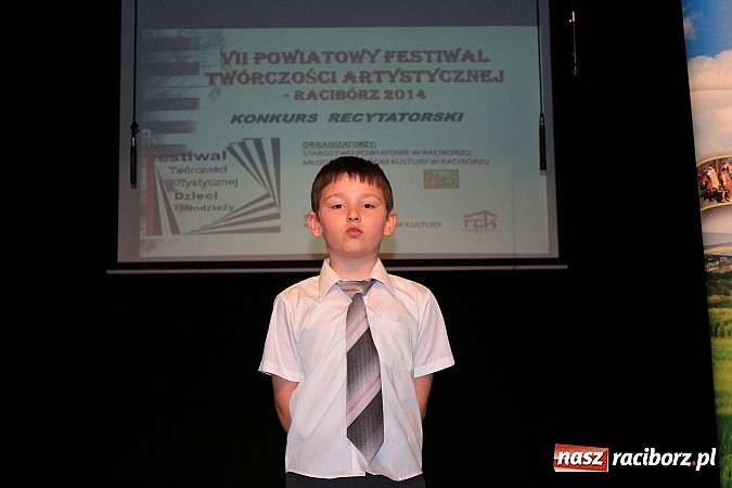 Zdjęcie w galerii na portalu naszraciborz.pl: Recytatorskie zmagania w ramach Festiwalu Twórczości Artystycznej wiadomości z regionu
