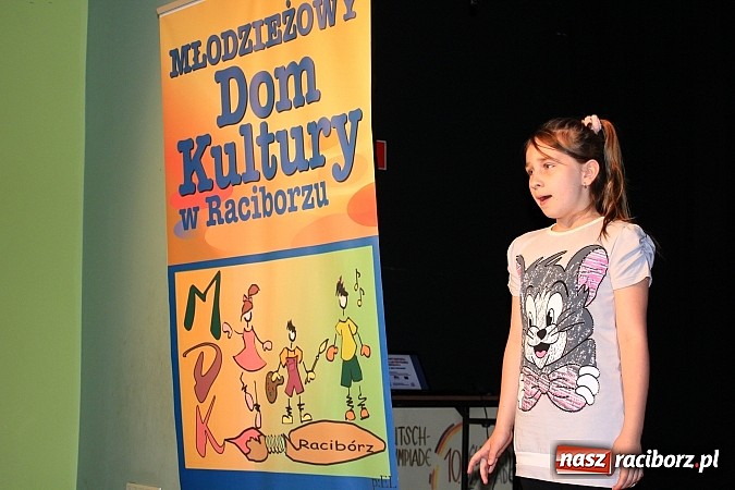 Zdjęcie w galerii na portalu naszraciborz.pl: Recytatorskie zmagania w ramach Festiwalu Twórczości Artystycznej wiadomości z regionu