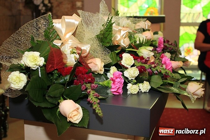 Zdjęcie w galerii na portalu naszraciborz.pl: Razem przez życie... Złote Gody w USC wiadomości z regionu