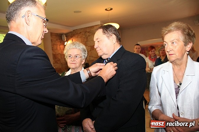 Zdjęcie w galerii na portalu naszraciborz.pl: Razem przez życie... Złote Gody w USC wiadomości z regionu