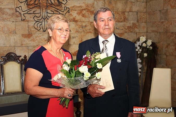 Zdjęcie w galerii na portalu naszraciborz.pl: Razem przez życie... Złote Gody w USC wiadomości z regionu