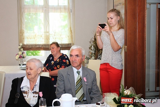 Zdjęcie w galerii na portalu naszraciborz.pl: Razem przez życie... Złote Gody w USC wiadomości z regionu