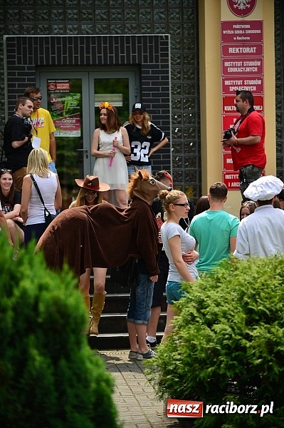Zdjęcie w galerii na portalu naszraciborz.pl: Juwe... juwe... juwenalia 2014! Studencka impreza oficjalnie rozpoczęta wiadomości z regionu