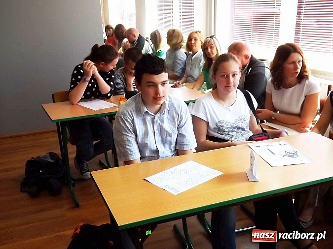 Zdjęcie w galerii na portalu naszraciborz.pl: Finał konkursu Eko-Mat w SP18 wiadomości z regionu