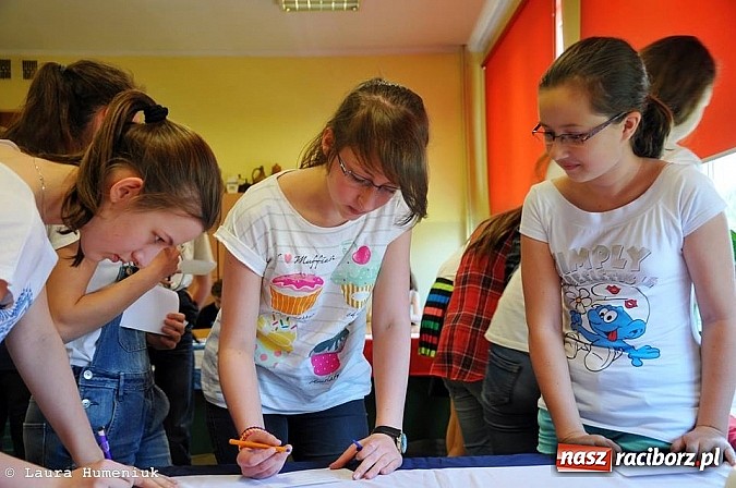 Zdjęcie w galerii na portalu naszraciborz.pl: Młodzi też mają głos - europrawybory w G 1. Zaskakujący wynik! wiadomości z regionu