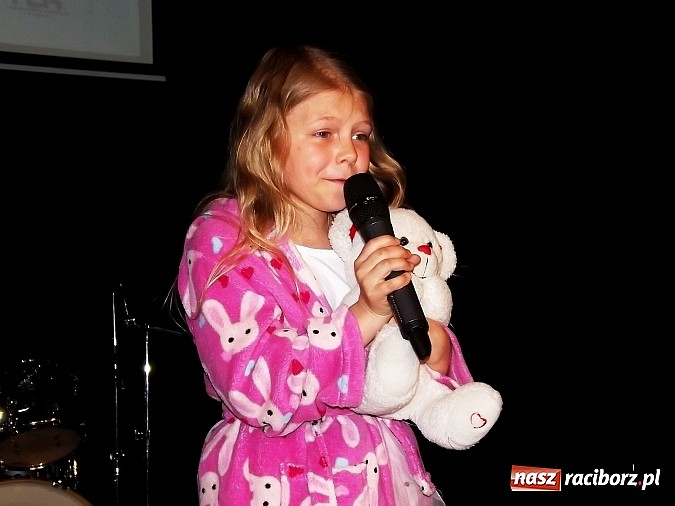 Zdjęcie w galerii na portalu naszraciborz.pl: Pieski małe dwa, czyli Festiwalu Twórczości Artystycznej ciąg dalszy wiadomości z regionu