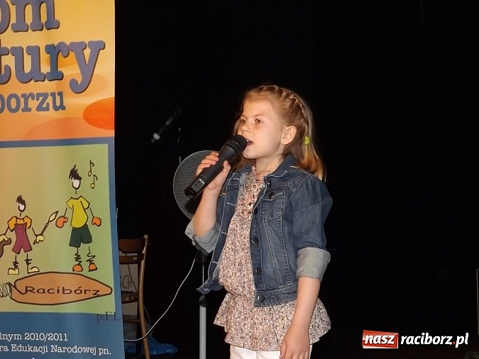 Zdjęcie w galerii na portalu naszraciborz.pl: Pieski małe dwa, czyli Festiwalu Twórczości Artystycznej ciąg dalszy wiadomości z regionu