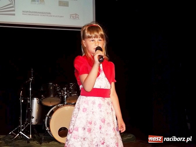 Zdjęcie w galerii na portalu naszraciborz.pl: Pieski małe dwa, czyli Festiwalu Twórczości Artystycznej ciąg dalszy wiadomości z regionu