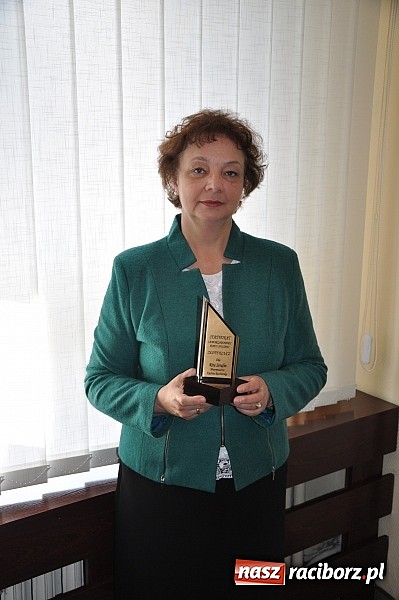 Zdjęcie w galerii na portalu naszraciborz.pl: Honorowe tytuły dla samorządów z Kuźni wiadomości z regionu