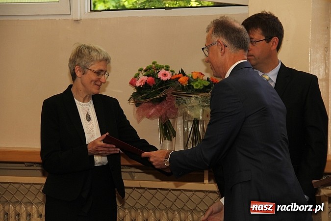 Zdjęcie w galerii na portalu naszraciborz.pl: Wisława Szymborska od dziś patronką G1 wiadomości z regionu