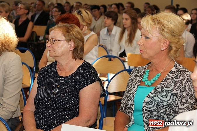 Zdjęcie w galerii na portalu naszraciborz.pl: Wisława Szymborska od dziś patronką G1 wiadomości z regionu