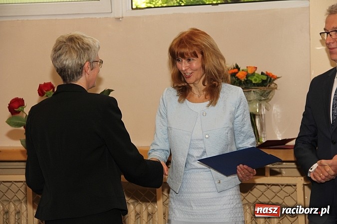 Zdjęcie w galerii na portalu naszraciborz.pl: Wisława Szymborska od dziś patronką G1 wiadomości z regionu