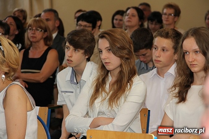 Zdjęcie w galerii na portalu naszraciborz.pl: Wisława Szymborska od dziś patronką G1 wiadomości z regionu