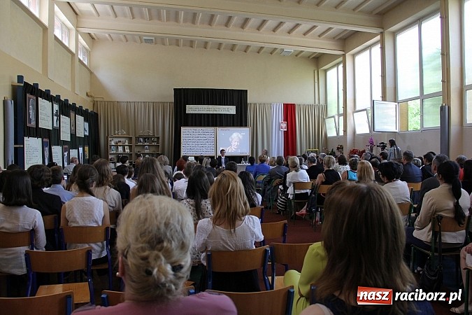 Zdjęcie w galerii na portalu naszraciborz.pl: Wisława Szymborska od dziś patronką G1 wiadomości z regionu