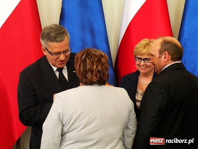 Zdjęcie w galerii na portalu naszraciborz.pl: Rodzina Kiesi&oacute;w nagrodzona przez prezydenta Złotym Krzyżem Zasługi wiadomości z regionu