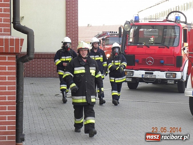 Zdjęcie w galerii na portalu naszraciborz.pl: Wielkie manewry pietrowickich strażak&oacute;w wiadomości z regionu