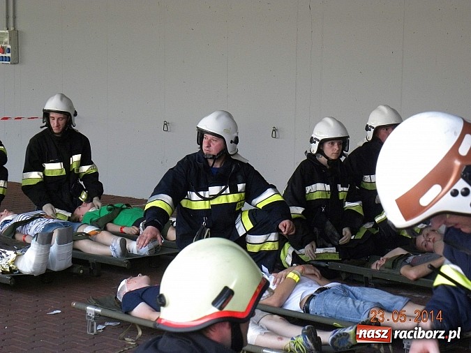 Zdjęcie w galerii na portalu naszraciborz.pl: Wielkie manewry pietrowickich strażak&oacute;w wiadomości z regionu