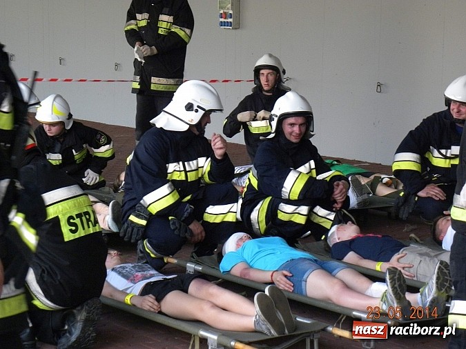 Zdjęcie w galerii na portalu naszraciborz.pl: Wielkie manewry pietrowickich strażak&oacute;w wiadomości z regionu