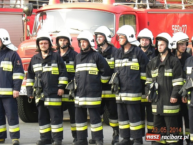 Zdjęcie w galerii na portalu naszraciborz.pl: Wielkie manewry pietrowickich strażak&oacute;w wiadomości z regionu