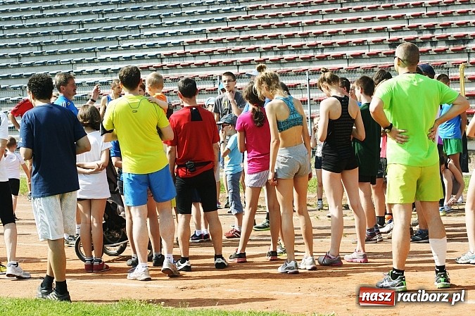 Zdjęcie w galerii na portalu naszraciborz.pl: Kolejna edycja akcji Polska Biega, tym razem z Arturem Nogą wiadomości z regionu