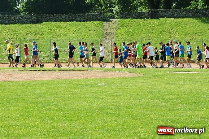 Zdjęcie w galerii na portalu naszraciborz.pl: Kolejna edycja akcji Polska Biega, tym razem z Arturem Nogą wiadomości z regionu