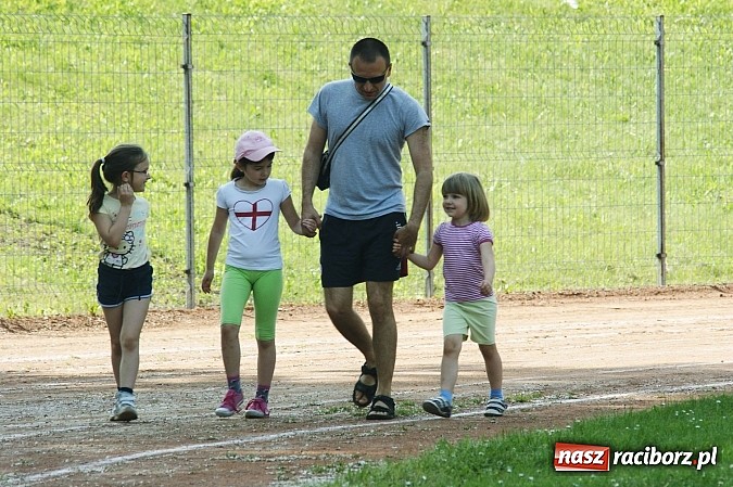 Zdjęcie w galerii na portalu naszraciborz.pl: Kolejna edycja akcji Polska Biega, tym razem z Arturem Nogą wiadomości z regionu