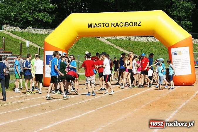 Zdjęcie w galerii na portalu naszraciborz.pl: Kolejna edycja akcji Polska Biega, tym razem z Arturem Nogą wiadomości z regionu
