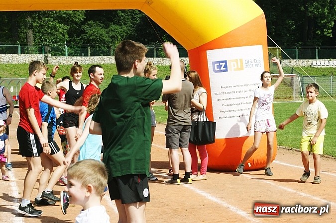Zdjęcie w galerii na portalu naszraciborz.pl: Kolejna edycja akcji Polska Biega, tym razem z Arturem Nogą wiadomości z regionu
