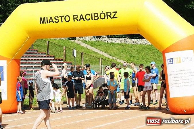 Zdjęcie w galerii na portalu naszraciborz.pl: Kolejna edycja akcji Polska Biega, tym razem z Arturem Nogą wiadomości z regionu