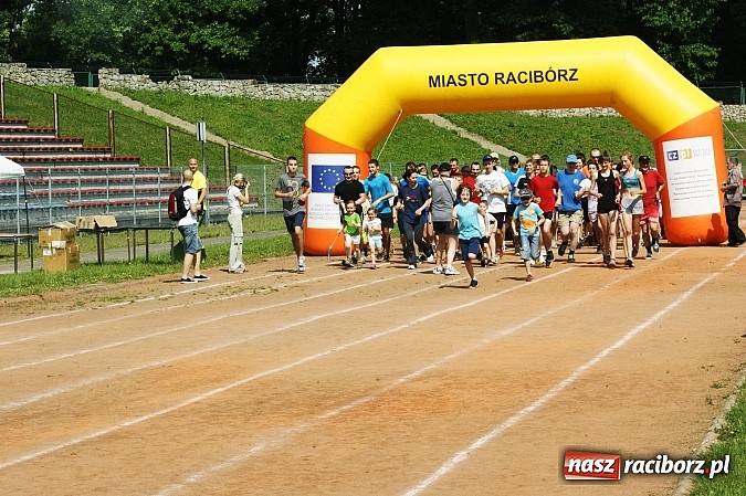 Zdjęcie w galerii na portalu naszraciborz.pl: Kolejna edycja akcji Polska Biega, tym razem z Arturem Nogą wiadomości z regionu