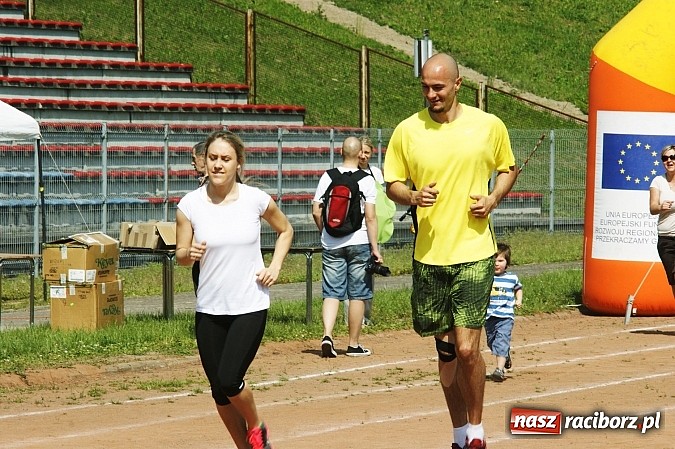 Zdjęcie w galerii na portalu naszraciborz.pl: Kolejna edycja akcji Polska Biega, tym razem z Arturem Nogą wiadomości z regionu