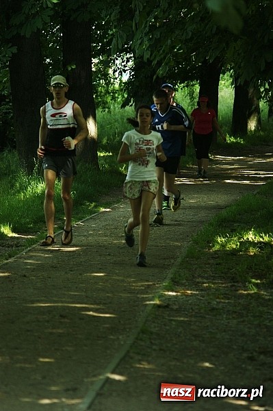 Zdjęcie w galerii na portalu naszraciborz.pl: Kolejna edycja akcji Polska Biega, tym razem z Arturem Nogą wiadomości z regionu