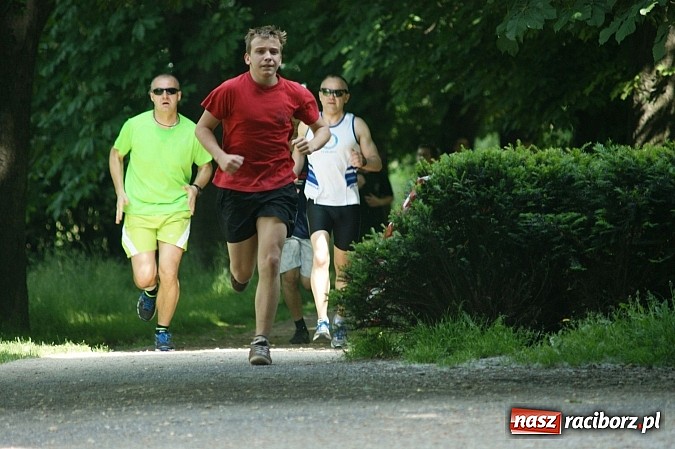 Zdjęcie w galerii na portalu naszraciborz.pl: Kolejna edycja akcji Polska Biega, tym razem z Arturem Nogą wiadomości z regionu
