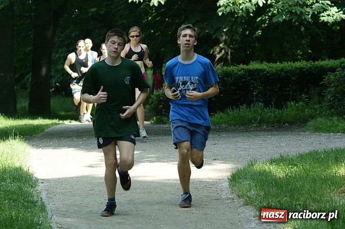 Zdjęcie w galerii na portalu naszraciborz.pl: Kolejna edycja akcji Polska Biega, tym razem z Arturem Nogą wiadomości z regionu